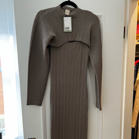H&M 2-piece set NWT. Knit dress with bolero. Size S. Taupe colour. - Picture 6 of 8